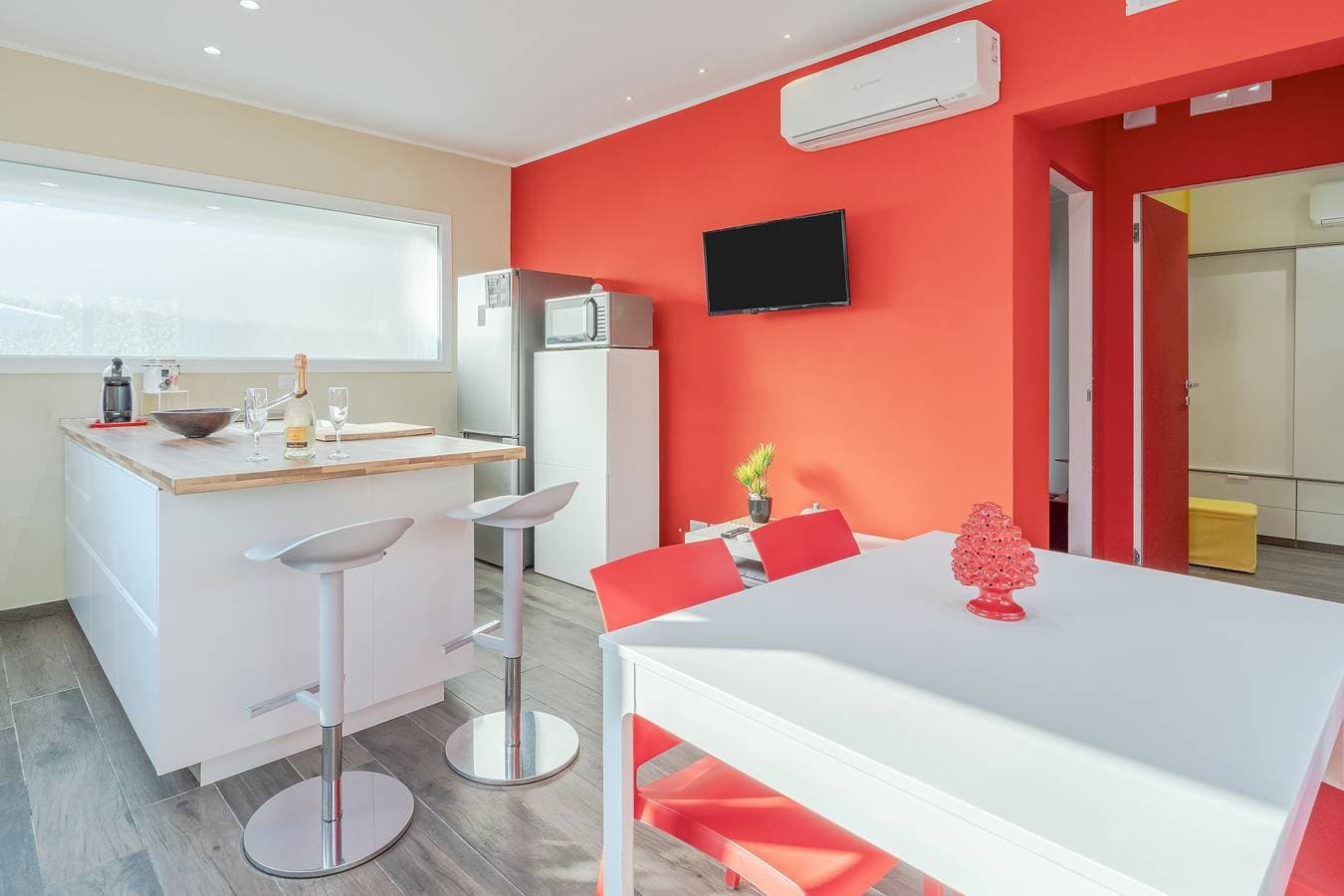 Foto 6 von 25: Villa 'Aurora' mit privater Terrasse, WLAN und Klimaanlage