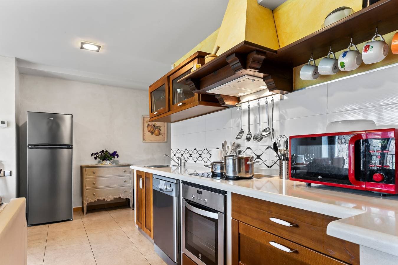 Foto 8 von 25: Ferienwohnung 'La Llosa' mit Bergblick, privater Terrasse und WLAN