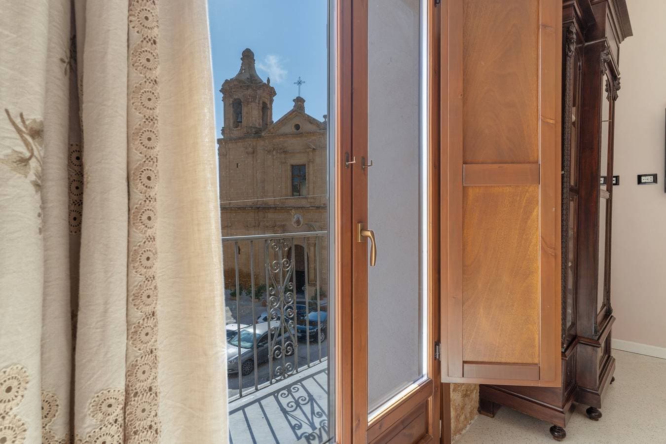 Foto 5 von 32: Ferienwohnung 'Palazzo Zuppardo – Centro Storico di Agrigento, Vista Mare e Balcone'