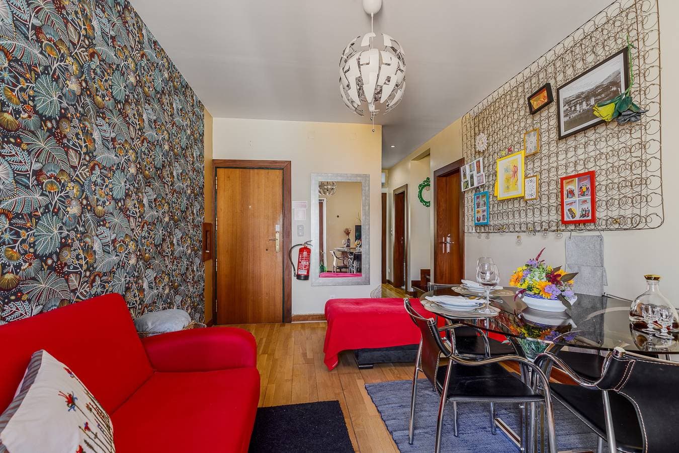 Foto 3 von 36: Ferienwohnung 'Atalaia Duplex' mit Balkon und WLAN