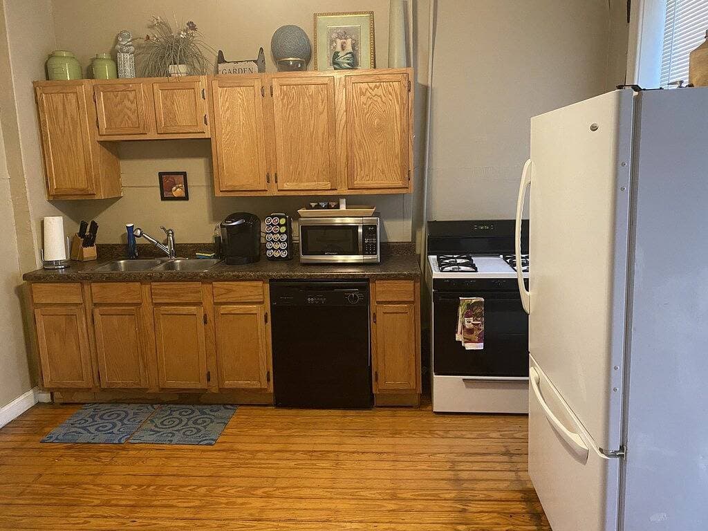 Foto 11 von 21: Pet Friendly First Floor 2 Bedroom Apartment