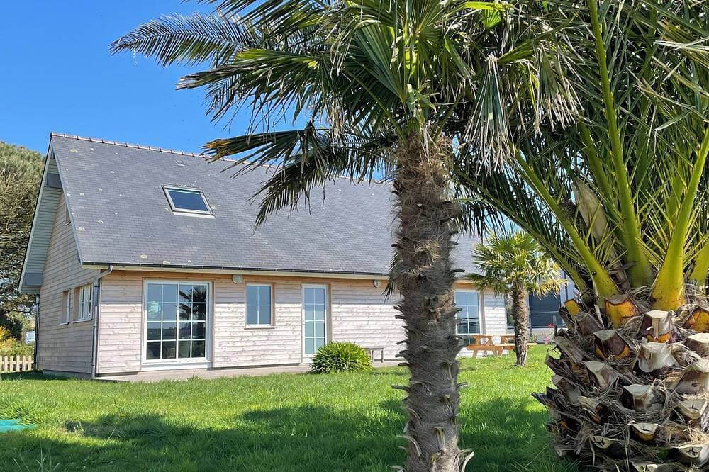 New House with sea view 1
