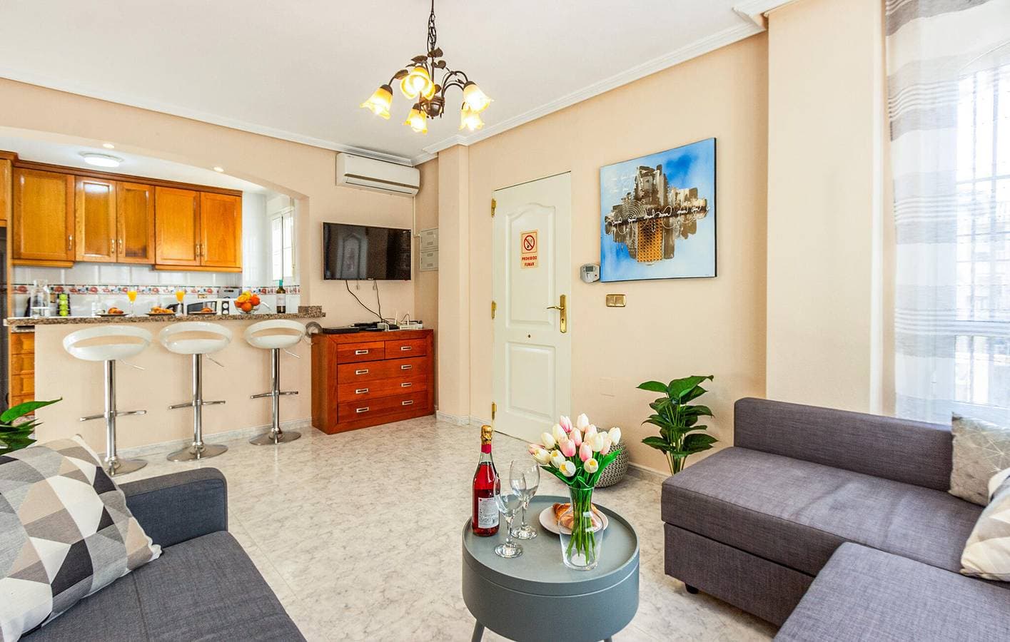 Foto 4 von 33: Apartment am Strand mit Pool und AC in der Nähe von Playa de Campoamor