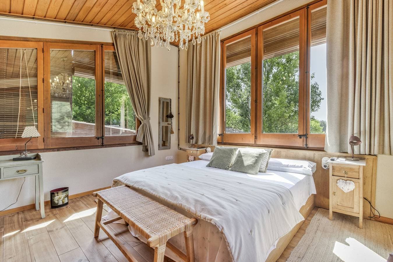 Foto 7 von 26: Apartment 'Touristic Ballonga Horses' mit privater Terrasse, WLAN und Klimaanlage