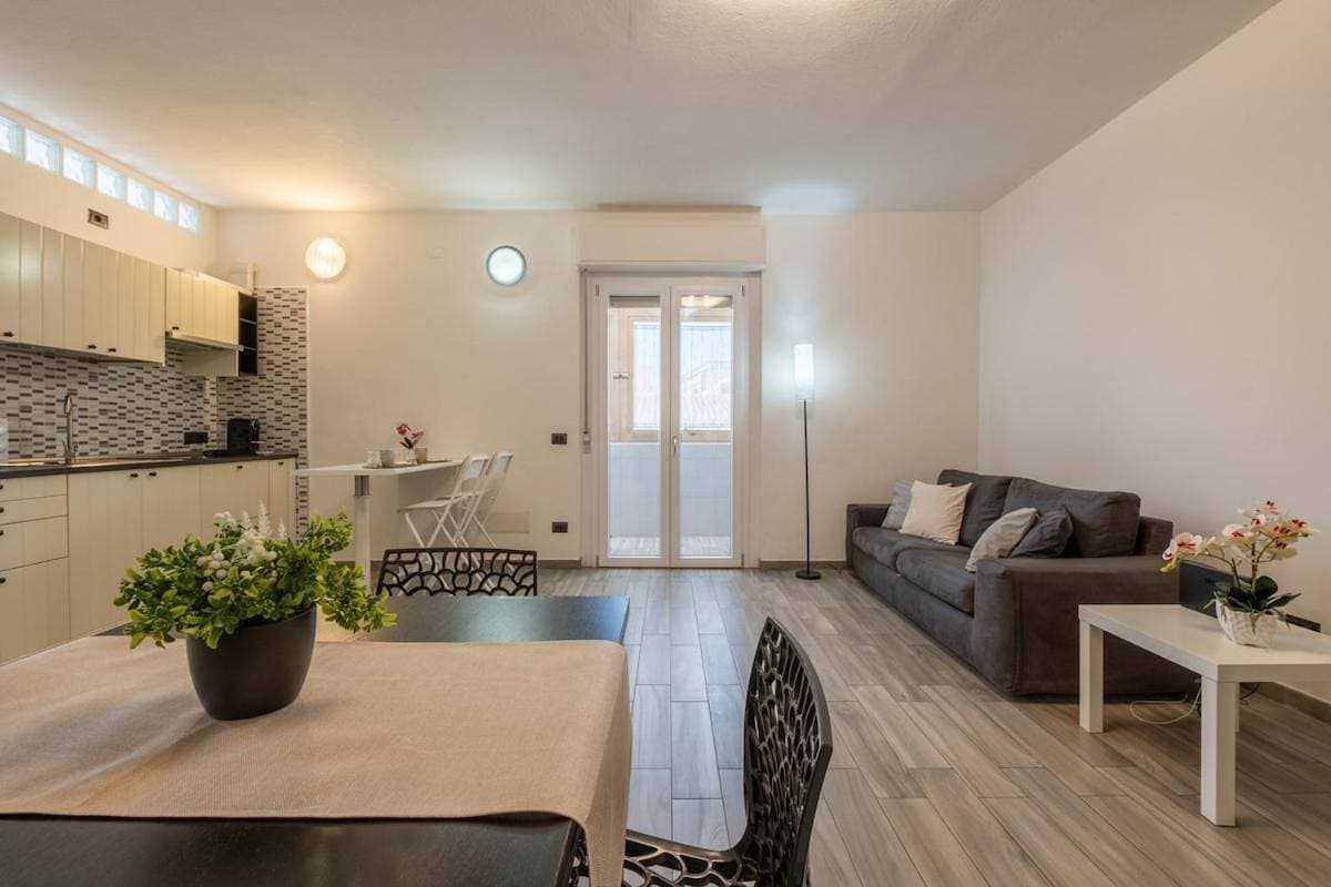 Smart Stay Cagliari - Wi-Fi, Cucina, Free Parking 1