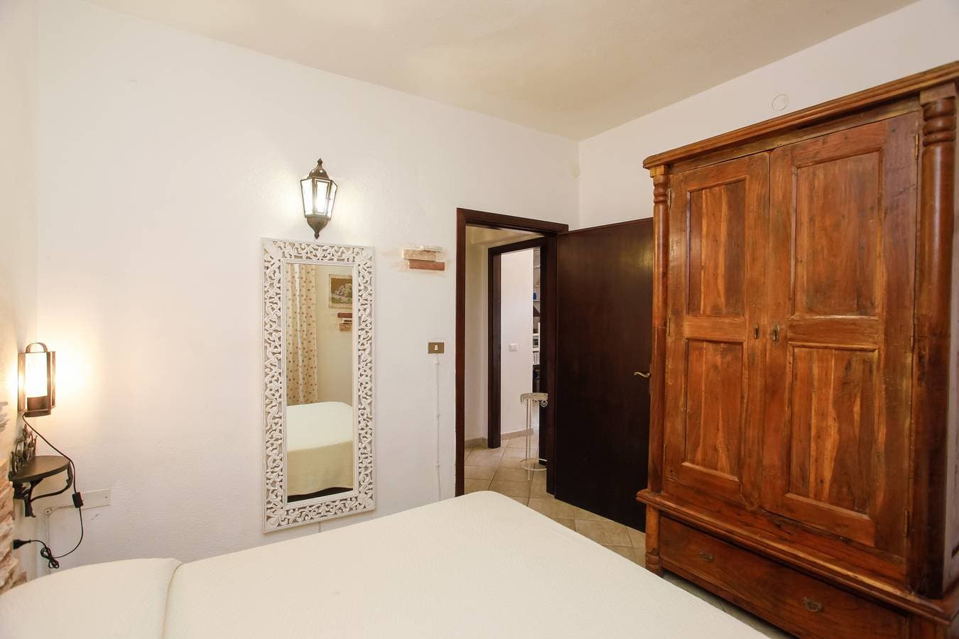 Foto 4 von 25: Ferienhaus "mirtagru Casa dell'Olivastro" mit privater Terrasse und WLAN