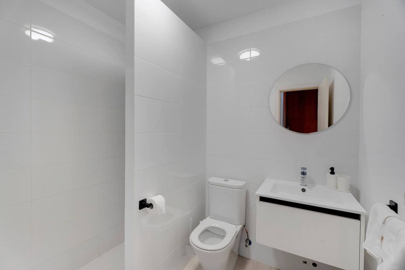 Foto 12 von 24: Ferienhaus 'Jaral Home' mit Meerblick, Gemeinschaftspool und WLAN