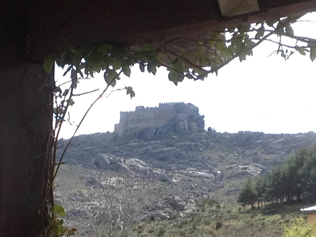 Foto 11 von 16: Casa Pico Zapatero: Bergblick, private Terrasse & WLAN in der Sierra de Ávila