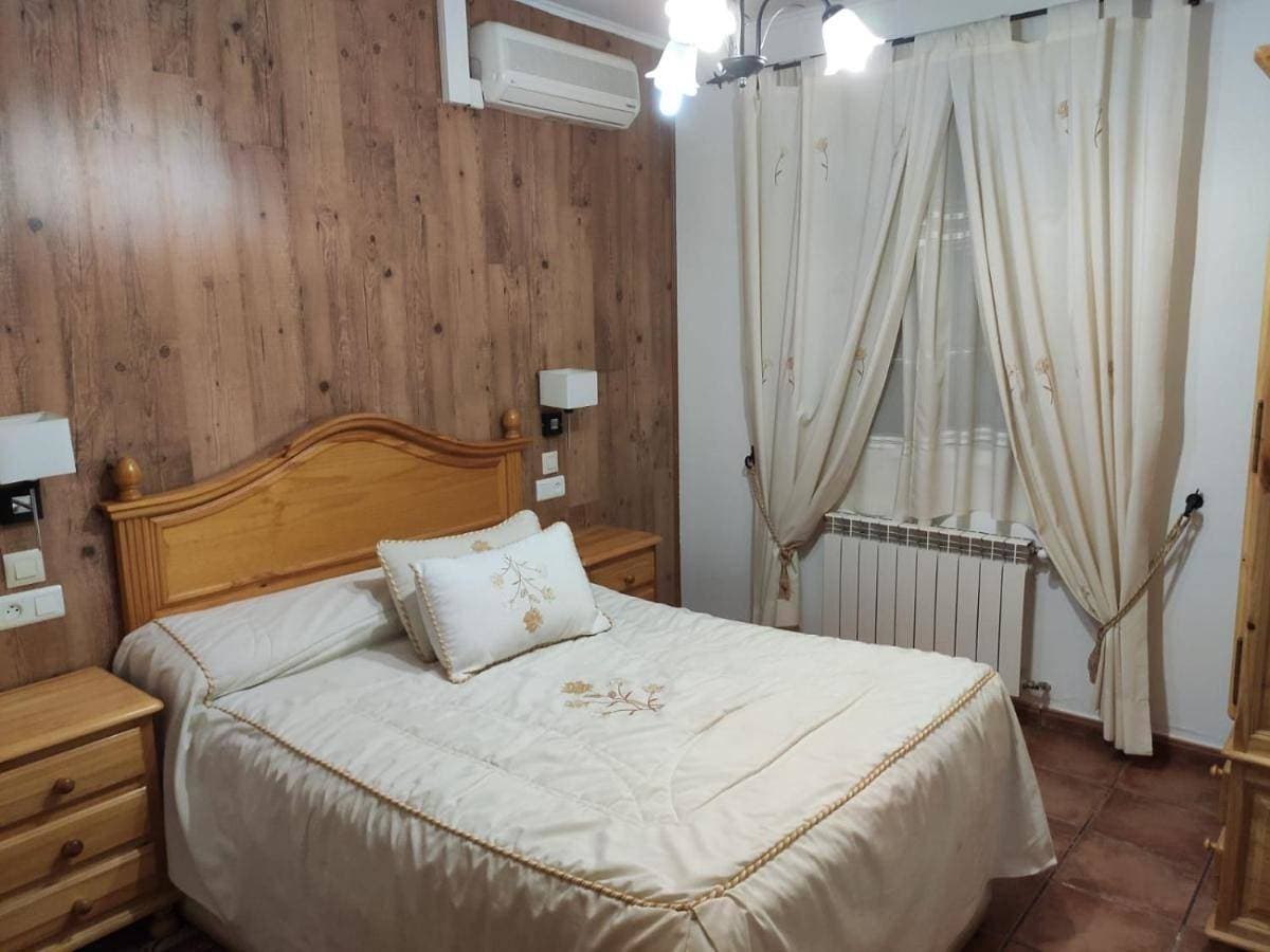 Foto 5 von 8: Double or Twin Room with Private Bathroom