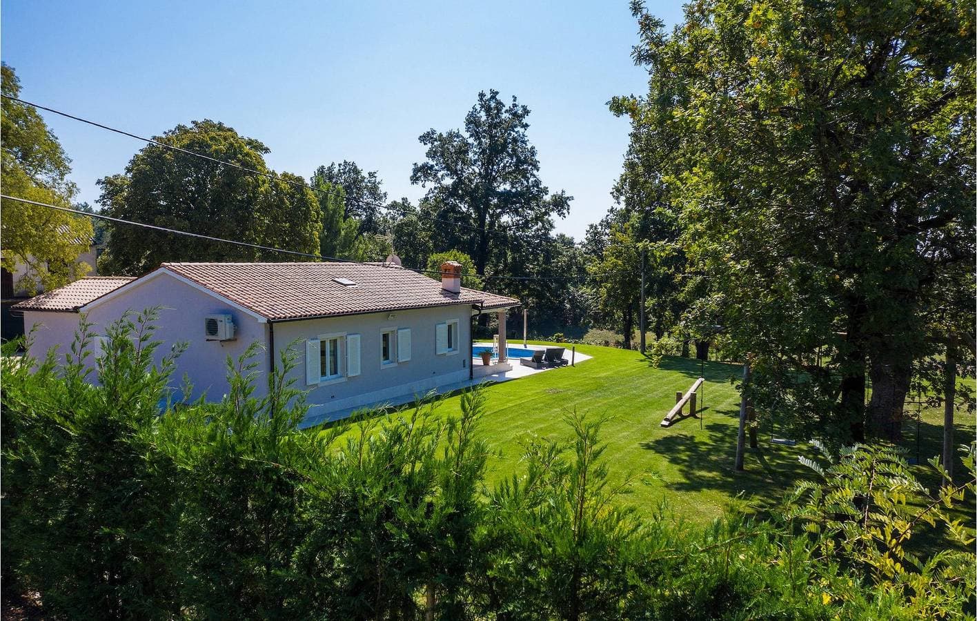 Charmantes Apartment, 2 km von Žminj entfernt: Gemütliches Apartment mit Pool und Annehmlichkeiten 1