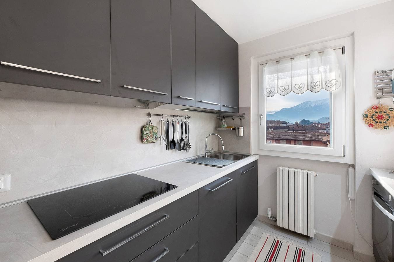 Foto 6 von 28: Apartment 'La Dimora Del Lago' mit Seeblick, WLAN und Klimaanlage