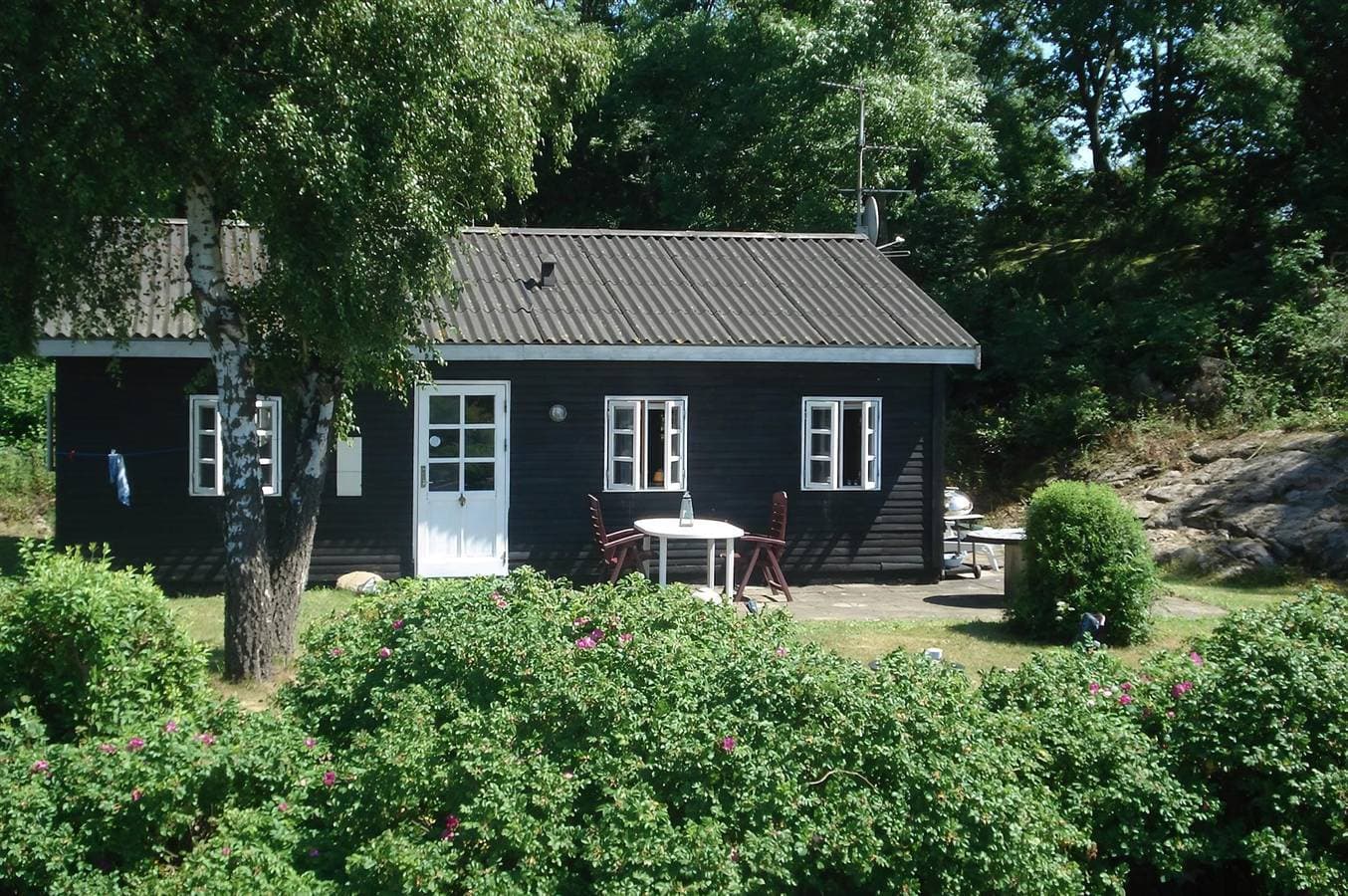 Foto 10 von 14: Amazing home in Allinge w/ 2 Bedrooms and WiFi