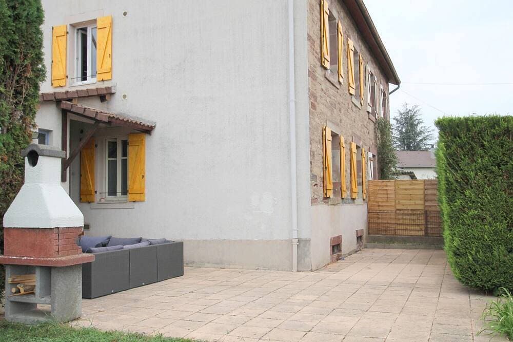 Renovierte 3-Zimmer-Wohnung in Luxeuil-les-Bains 1