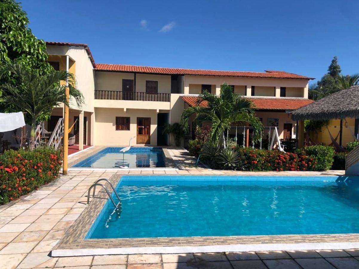 Majestic Pool 1