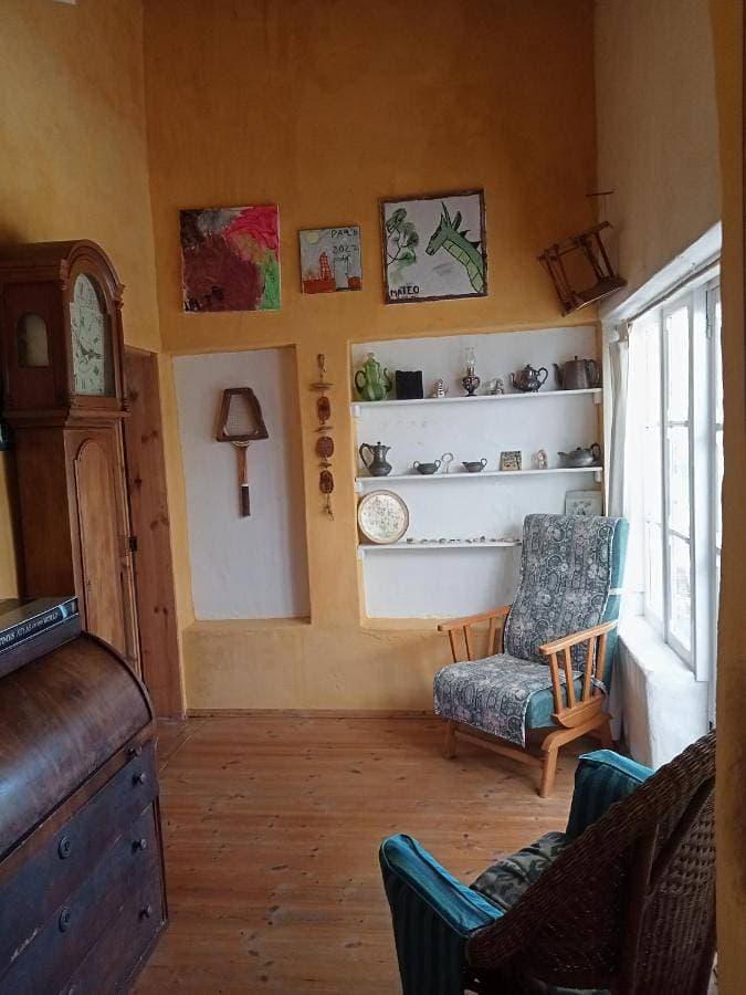 Foto 3 von 19: Three-Bedroom House