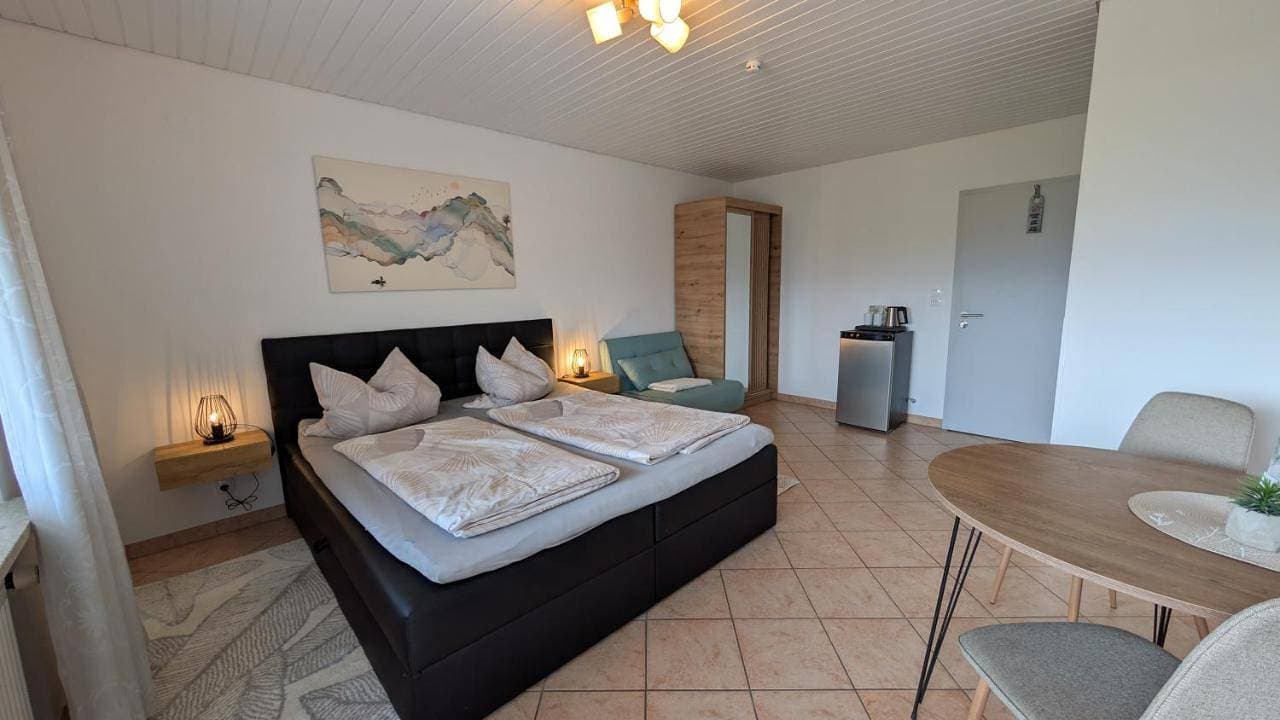 Foto 7 von 11: Double Room with Private External Bathroom