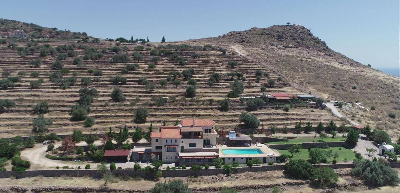 Villa Archangelos Aegina 1