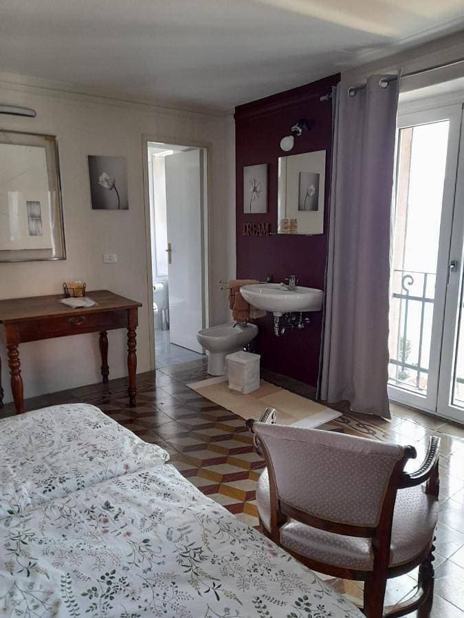 Foto 5 von 12: Twin Room with Lake View