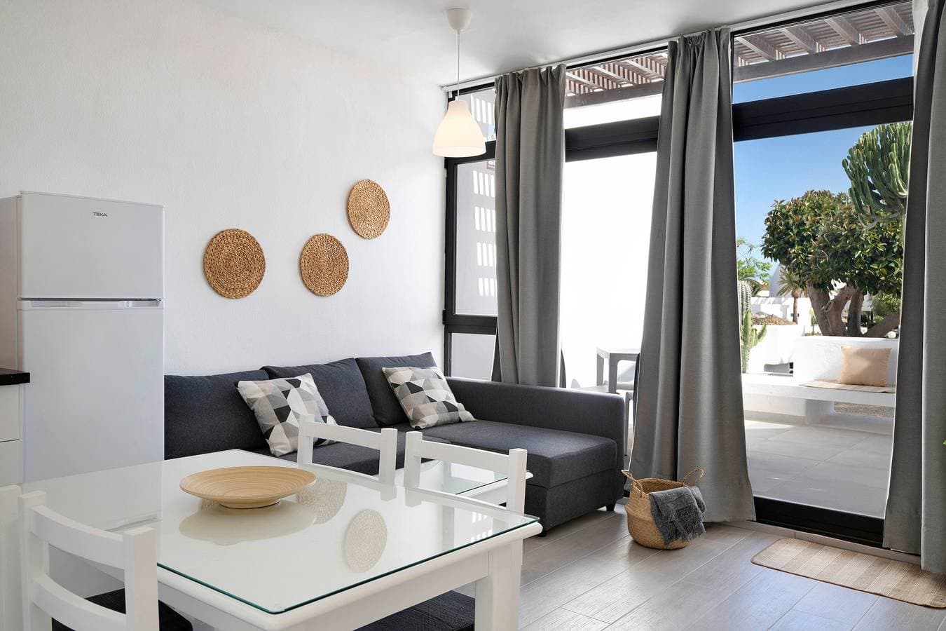 Foto 5 von 23: Studio Calimar Los Molinos mit Pool, WLAN und Terrasse