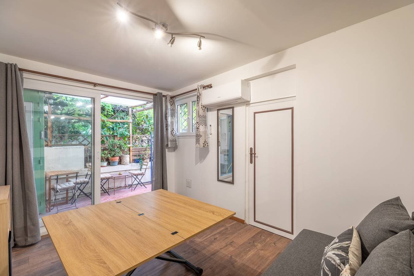 Foto 10 von 11: Ferienwohnung für 3 Personen mit Garten