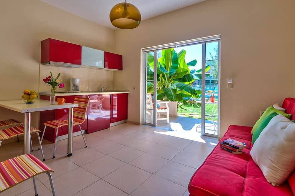 Foto 7 von 18: Cozy Apartment with Swimming Pool Near the Sea