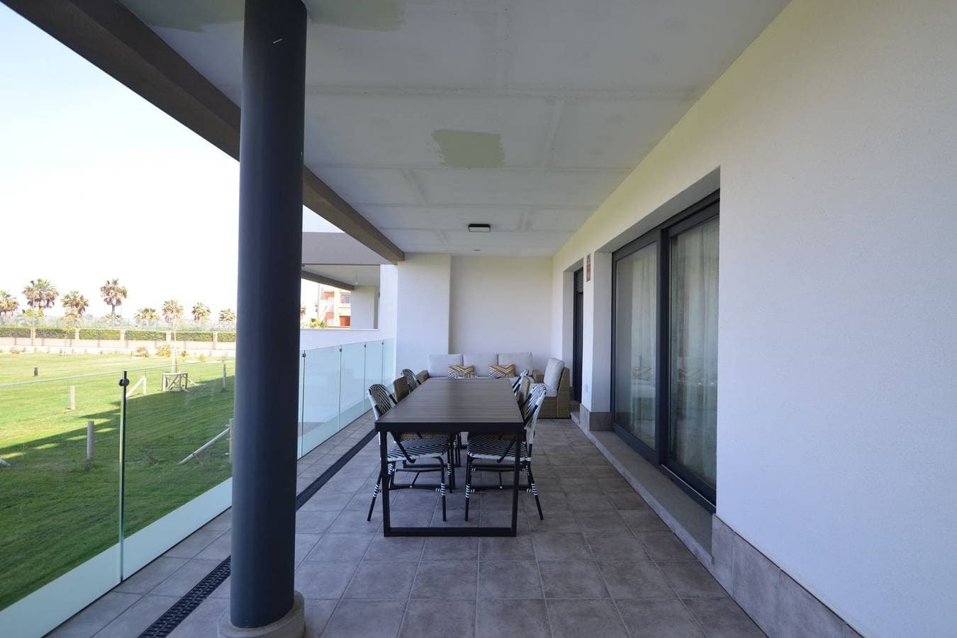 Foto 7 von 34: Ferienwohnung für 5 Personen mit Terrasse
