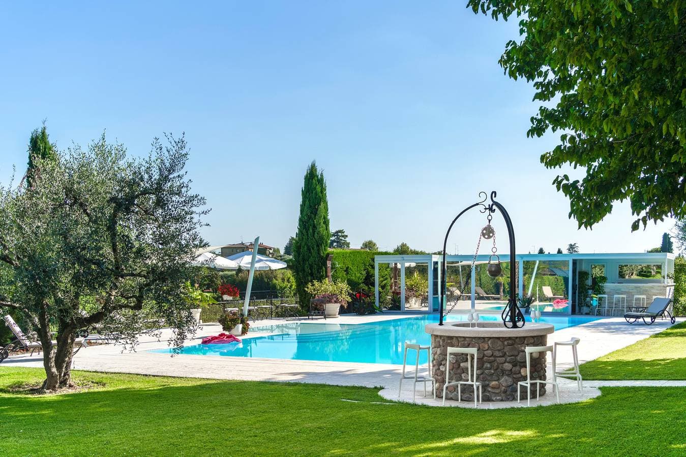 Foto 9 von 56: Il Gelso del Garda Luxury Studio mit Pool , Garten, Dampfbad