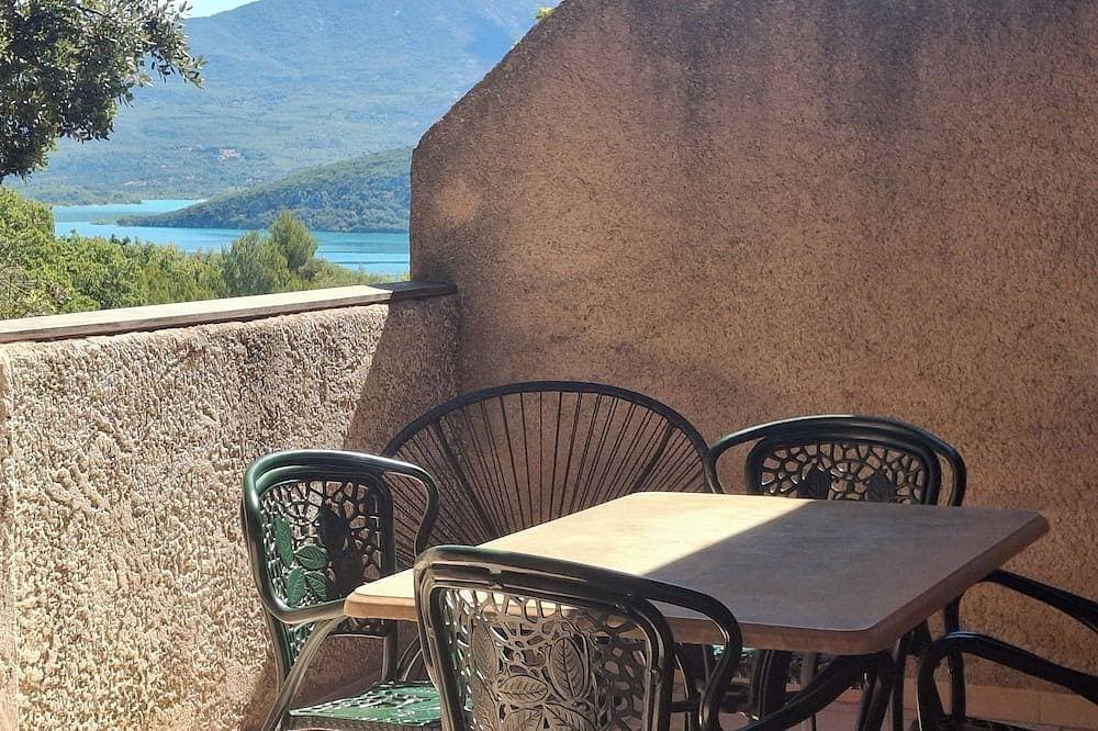 Foto 9 von 10: Comfortable apartment with large terrace and lake view