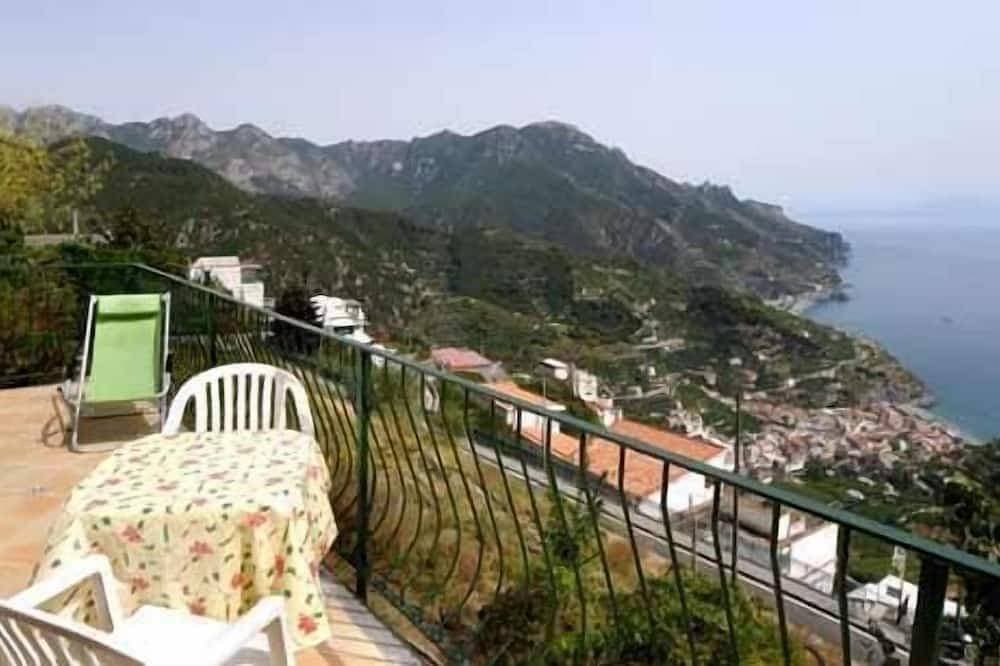 Oma Anna in Ravello mit Meerblick-Terrasse für Familien geeignet 1