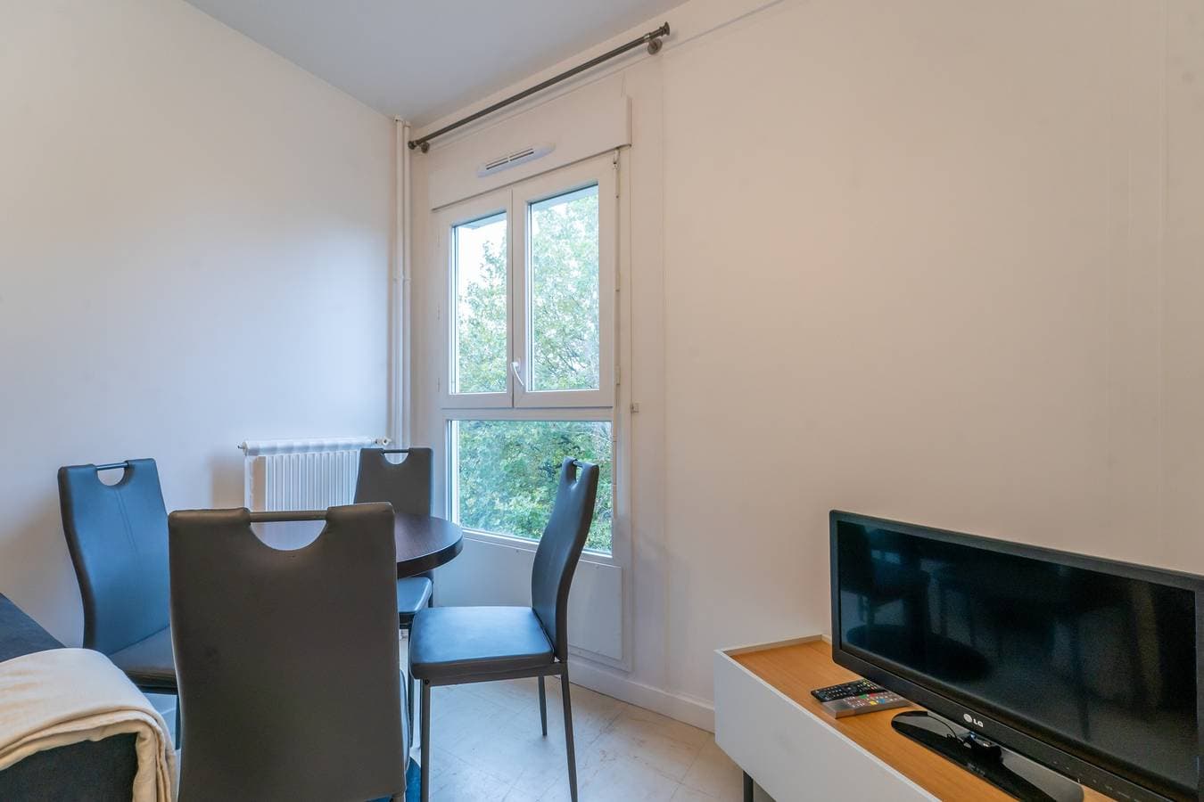 Foto 2 von 12: Ferienwohnung für 3 Personen mit Garten