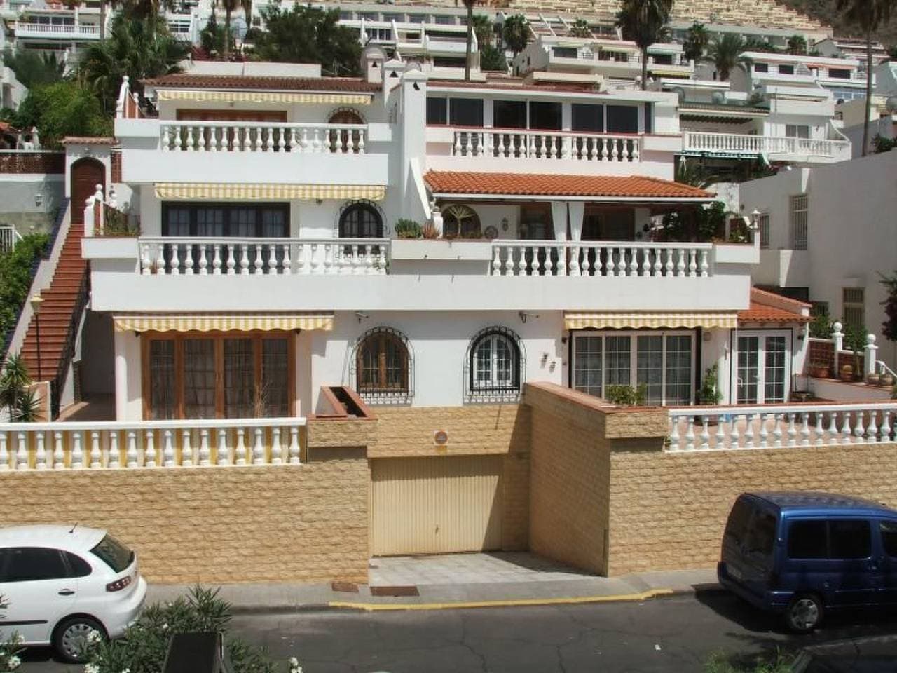 Adelfa 1