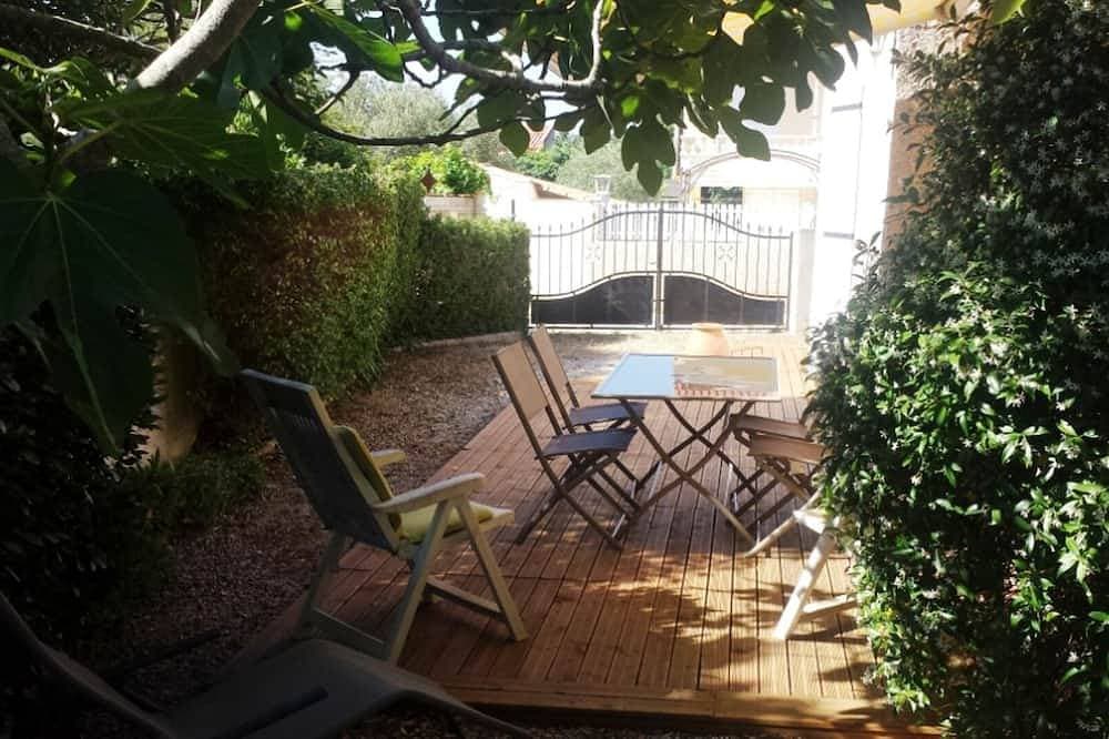 Unabhängiges Studio Anlage und Garten und eine schattige Terrasse + Parkplatz 1